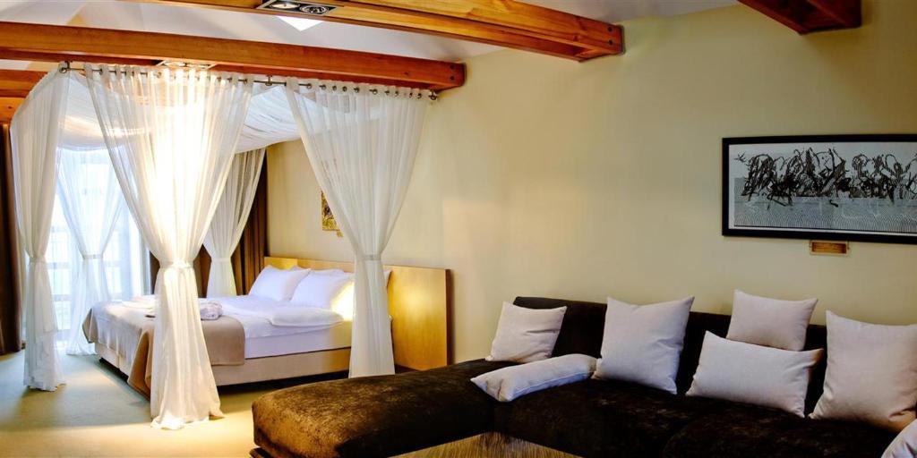 Park Hotel Switzerland Obariv Rum bild